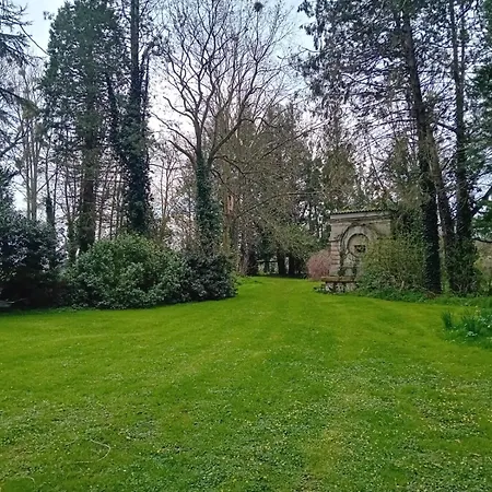 בית נופש Magnifique Chateau Renove Proche Bourg Grand Parc Belle Terrasse Billard, Ping Pong, Proche Bayeux Et Plages Du Debarquement