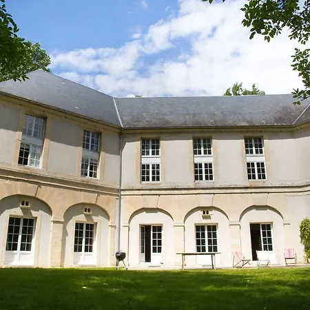 Holiday home Château Magnifique: Renovated Retreat With Park Views And Game Tilly-sur-Seulles