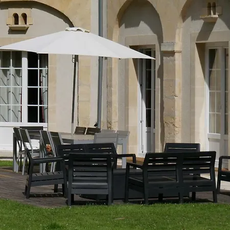 بيت للعطل Magnifique Chateau Renove Proche Bourg Grand Parc Belle Terrasse Billard, Ping Pong, Proche Bayeux Et Plages Du Debarquement *