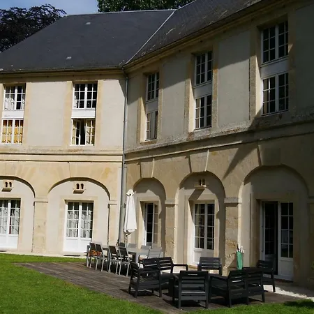 Château Magnifique: Renovated Retreat With Park Views And Game * Tilly-sur-Seulles