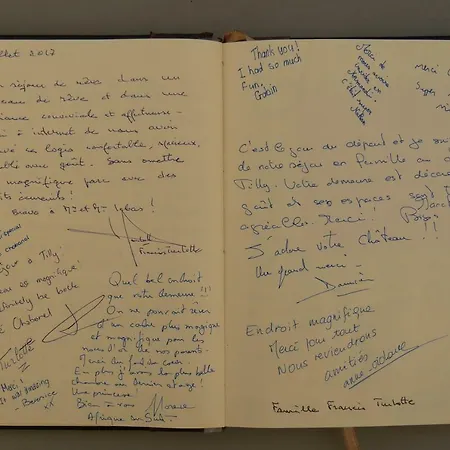 Holiday home Château Magnifique: Renovated Retreat With Park Views And Game