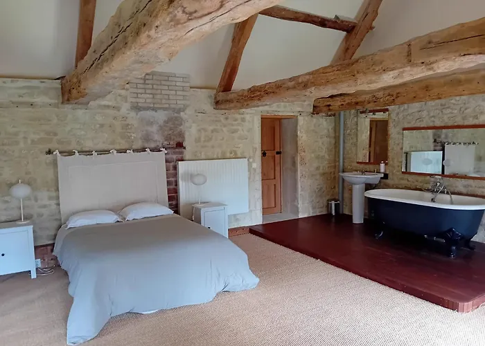 Magnifique Chateau Renove Proche Bourg Grand Parc Belle Terrasse Billard, Ping Pong, Proche Bayeux Et Plages Du Debarquement Tilly-sur-Seulles