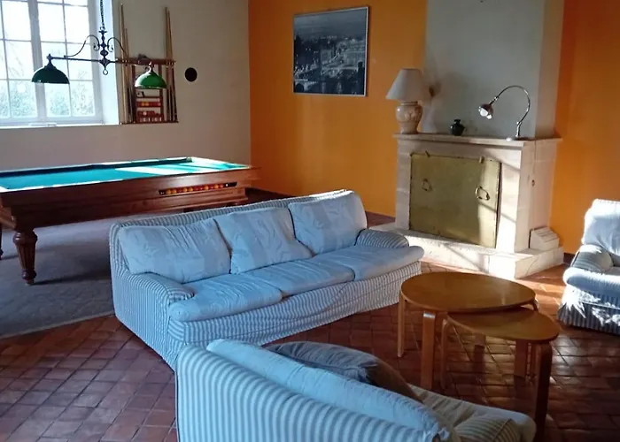 Magnifique Chateau Renove Proche Bourg Grand Parc Belle Terrasse Billard, Ping Pong, Proche Bayeux Et Plages Du Debarquement Tilly-sur-Seulles